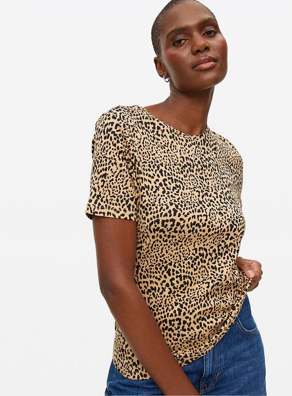 Brown Animal Printed Slim Fit T-Shirt  16